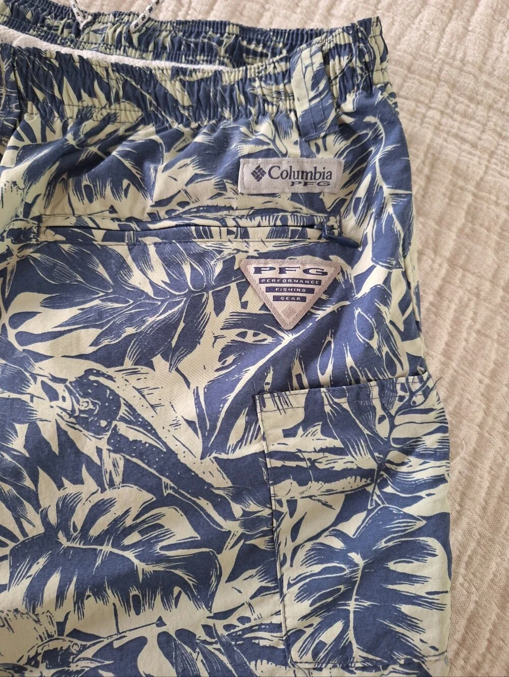 Columbia PFG Clearwater Blue and Light Green Tropical Leaf Swim Trunks UPF 50